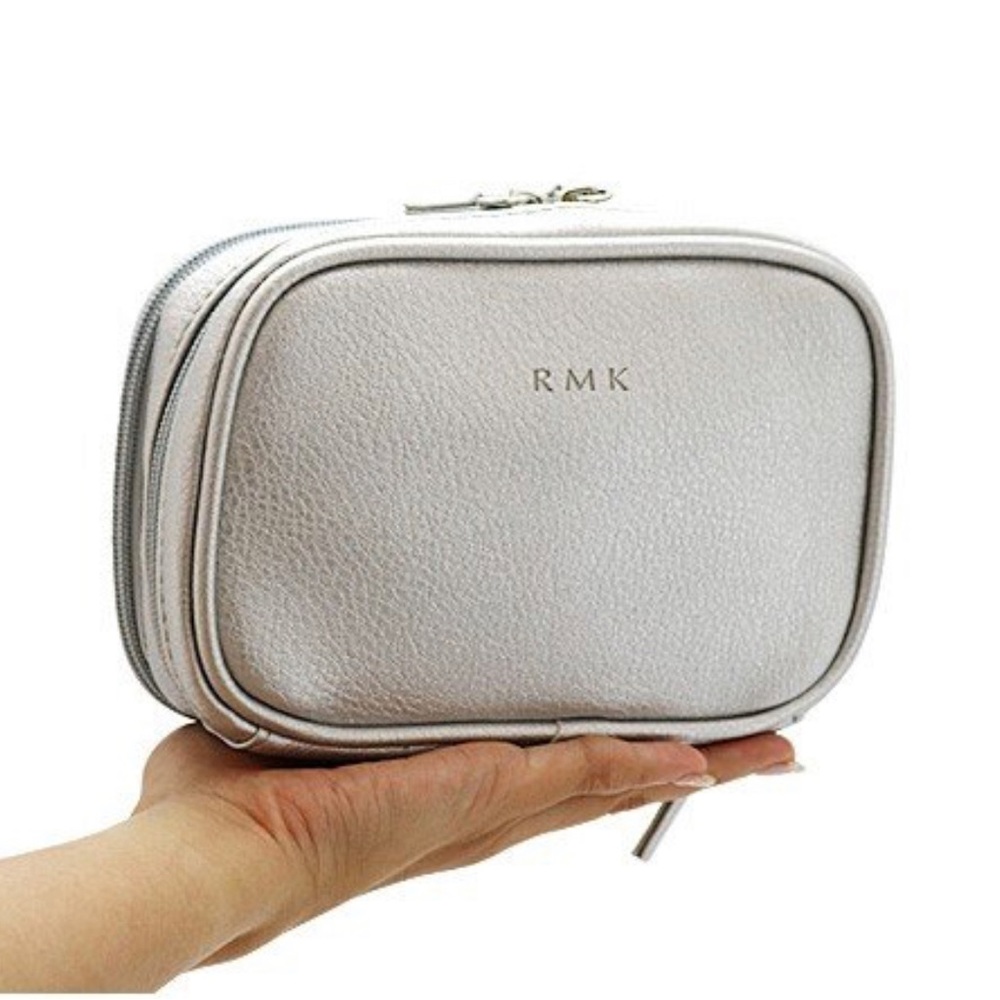 RMK cosmetic pouch / organizer - SILVER